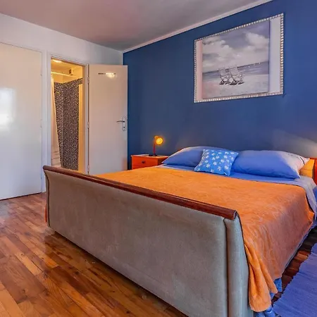 1 Bedroom Gorgeous In * Banjole